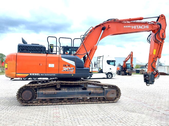 Hitachi ZX300LCN-7