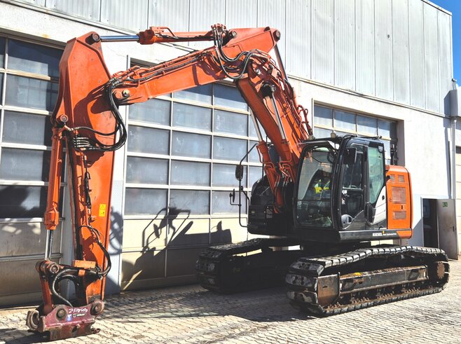 Hitachi ZX225USLC-6