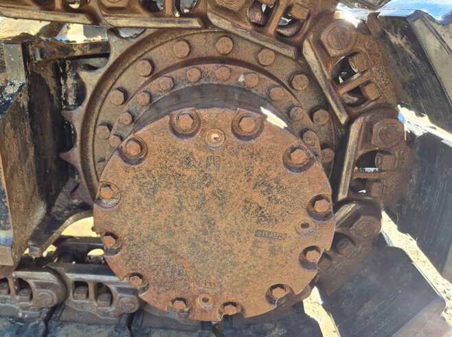 Hitachi ZX225USLC-6