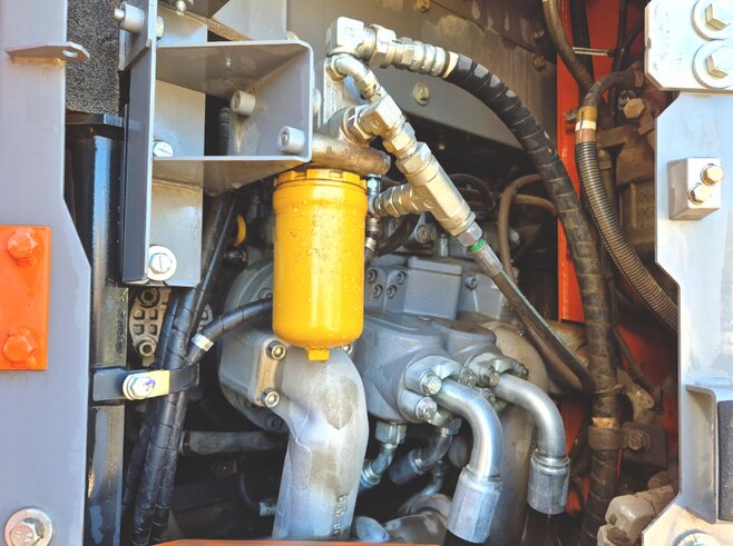 Hitachi ZX225USLC-6