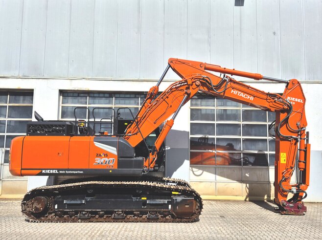 Hitachi ZX300LCN-7