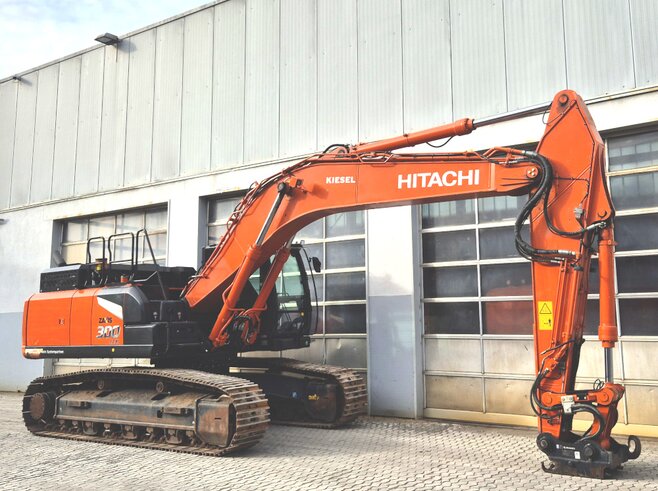 Hitachi ZX300LCN-7