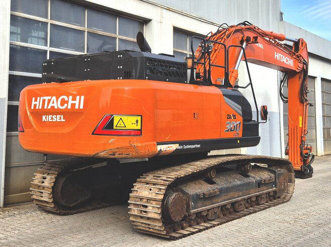 Hitachi ZX300LCN-7