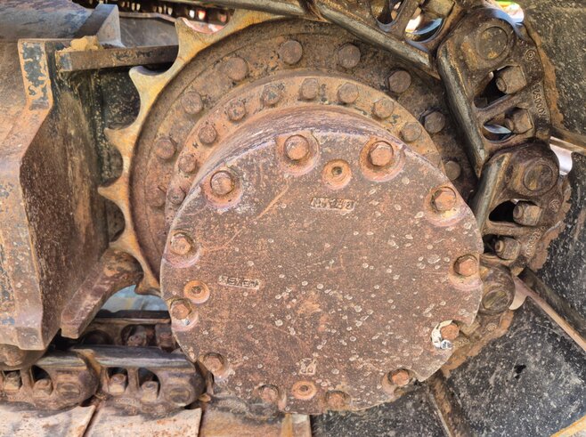 Hitachi ZX225USLC-6