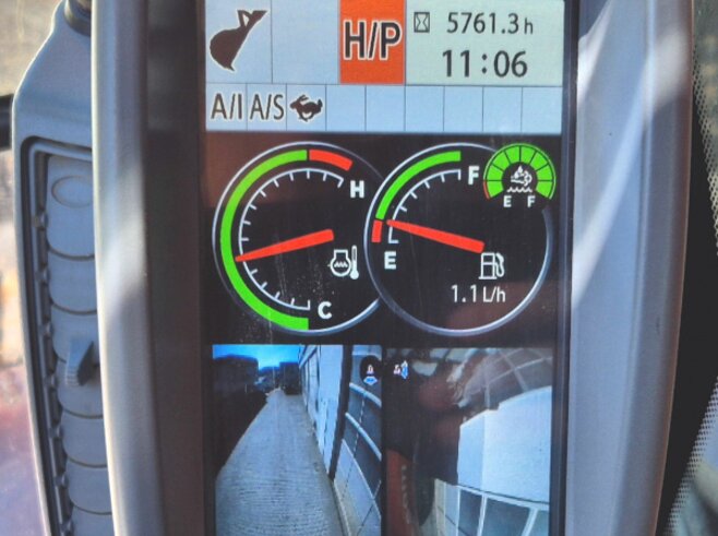 Hitachi ZX225USLC-6