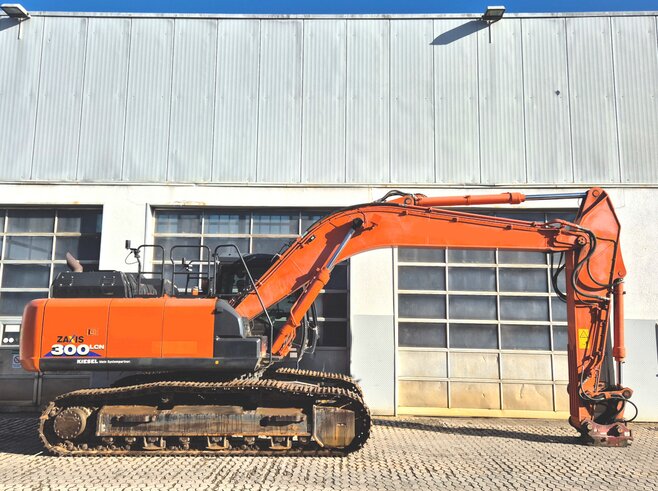 Hitachi ZX300LCN-6