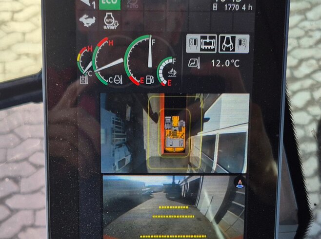Hitachi ZX350LCN-7