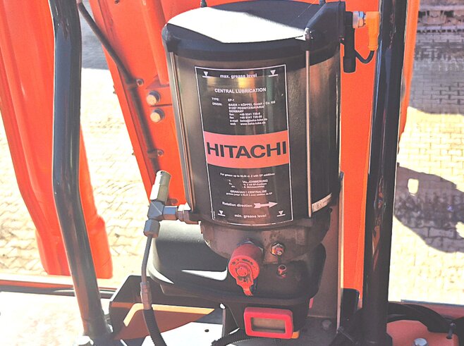 Hitachi ZX250LCN-7