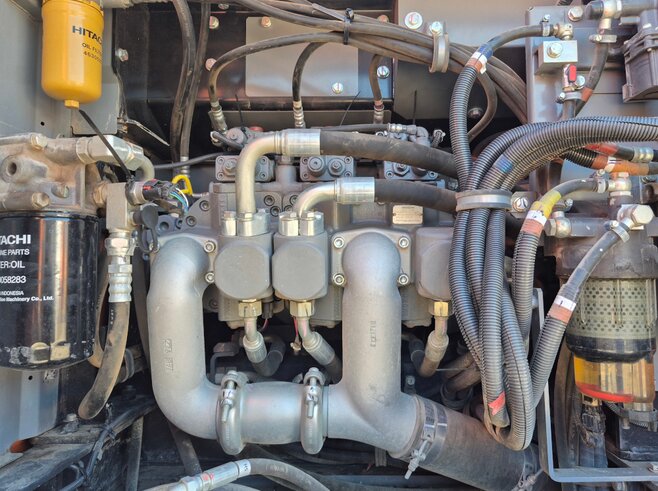 Hitachi ZX250LCN-7