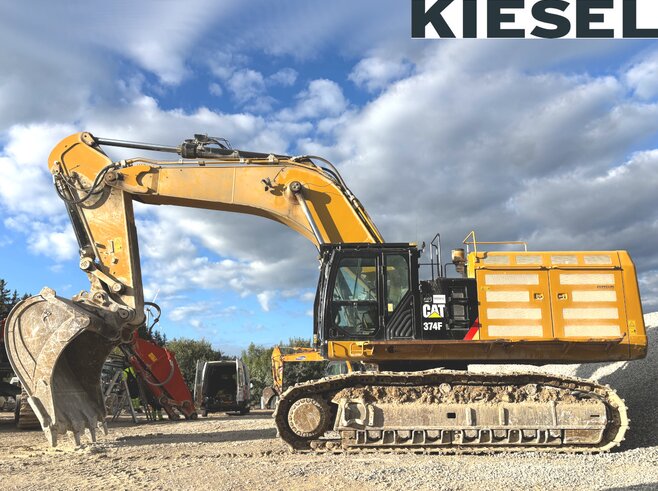 Caterpillar 374FL