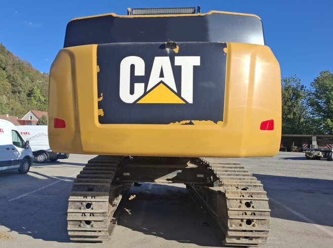 Caterpillar 352FXE