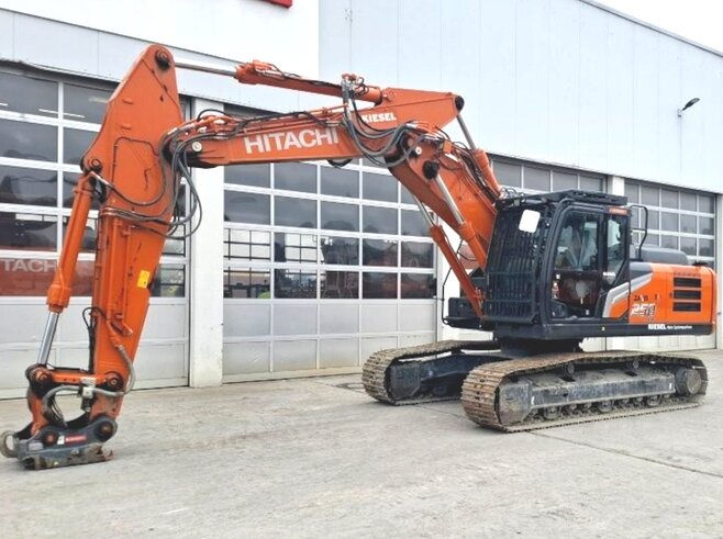 Hitachi ZX250LCN-7