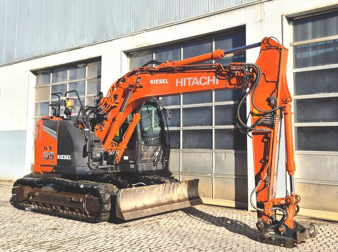 Hitachi ZX135US-7