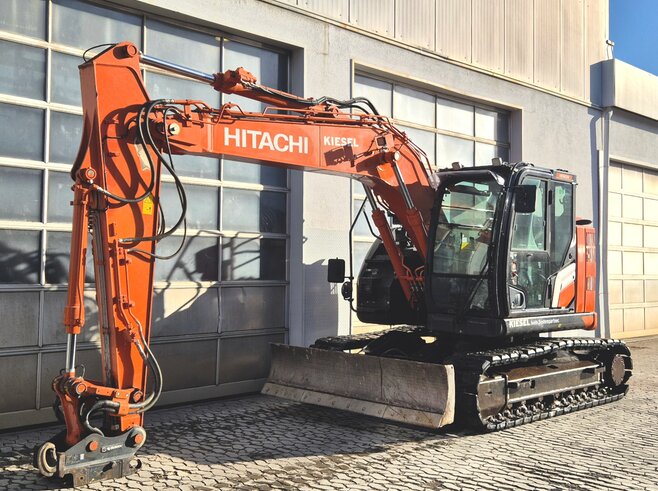 Hitachi ZX135US-7