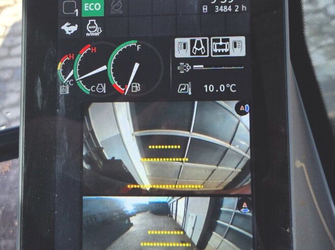 Hitachi ZX135US-7