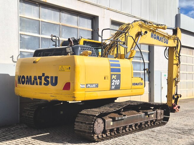 Komatsu PC210LC-10