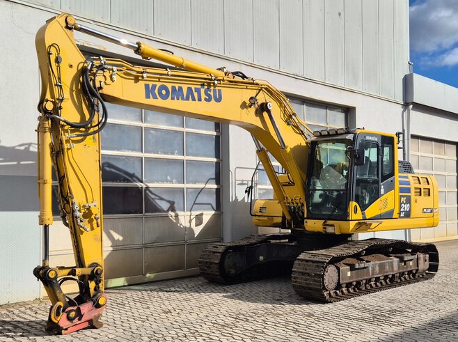 Komatsu PC210LC-10