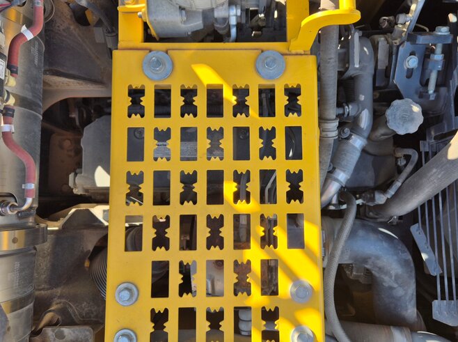 Komatsu PC210LC-10