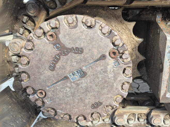 Komatsu PC210LC-10