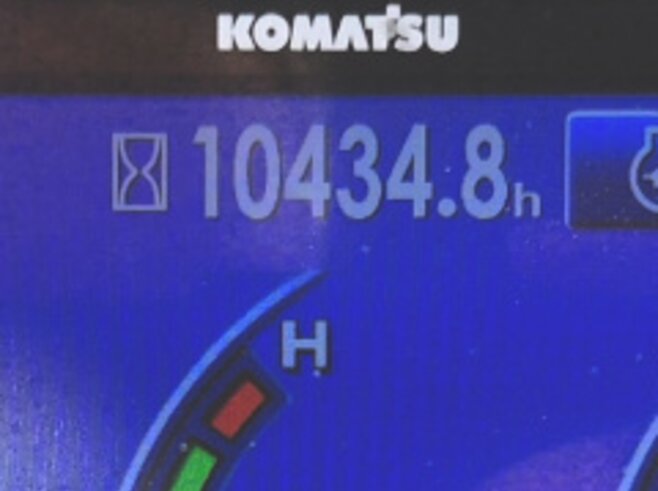 Komatsu PC210LC-10