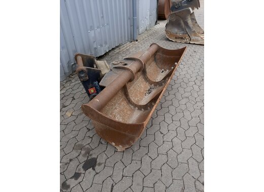 Schneider & Hechl Grabenräumlöffel schwenkbar 2000mm