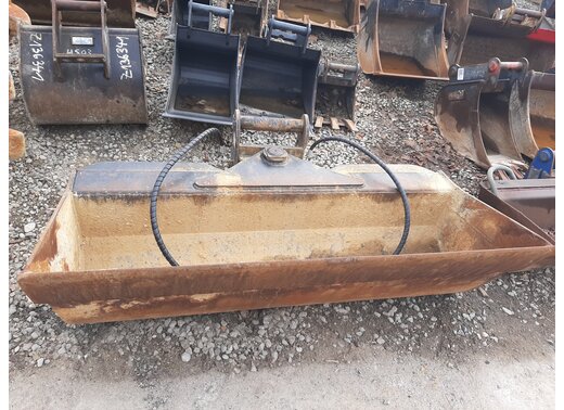 Rädlinger Grabenräumlöffel schwenkbar 1600mm