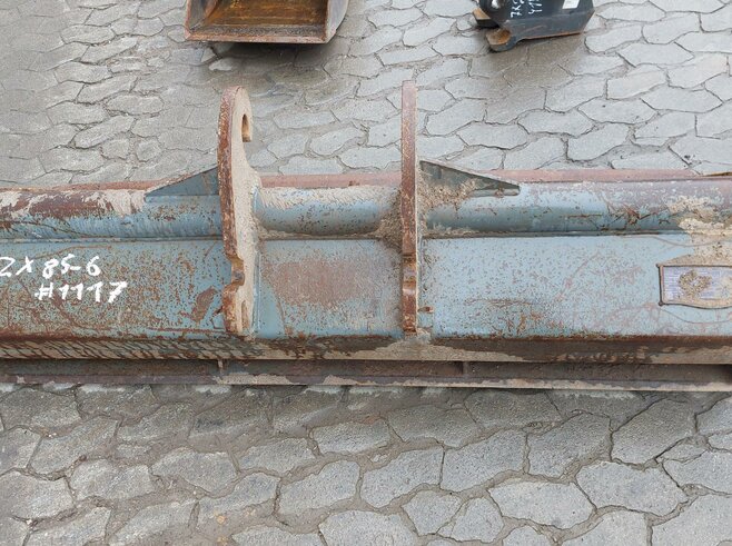 Reschkatec Grabenräumlöffel starr 1800mm