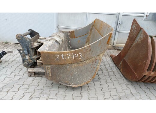 Lehner Grabenräumlöffel schwenkbar 1800mm