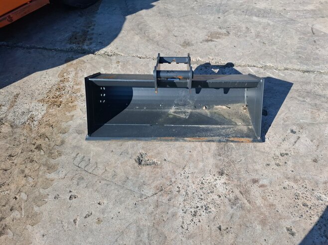 Rädlinger Grabenräumlöffel starr KGL38S-1200