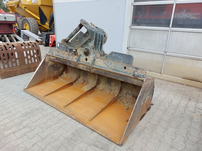 Kaiser Grabenräumlöffel schwenkbar 2500mm