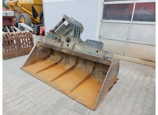 Kaiser Grabenräumlöffel schwenkbar 2500mm