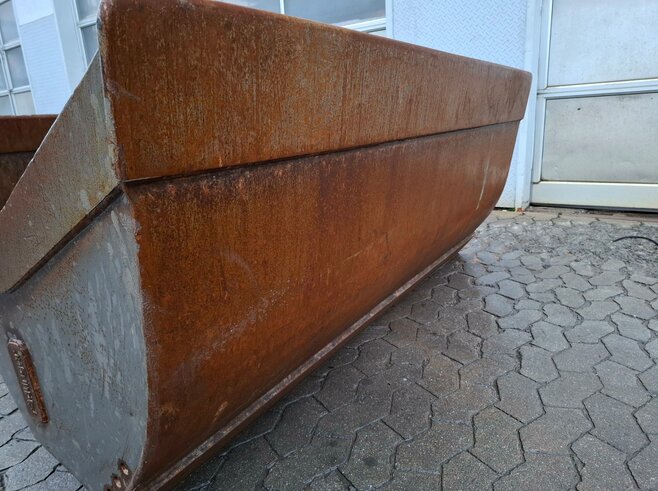 Rädlinger Grabenräumlöffel schwenkbar KGL19H-2000