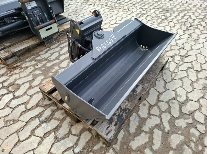 Rädlinger Grabenräumlöffel schwenkbar 1200mm