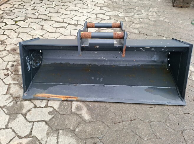 Rädlinger Grabenräumlöffel Starr 1200mm KGL03S-1200