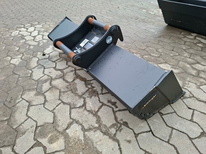 Rädlinger Grabenräumlöffel Starr 1200mm KGL03S-1200