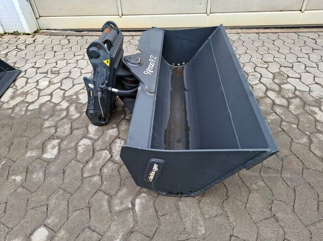 Rädlinger Grabenräumlöffel schwenkbar 1400mm KGL05H-1400