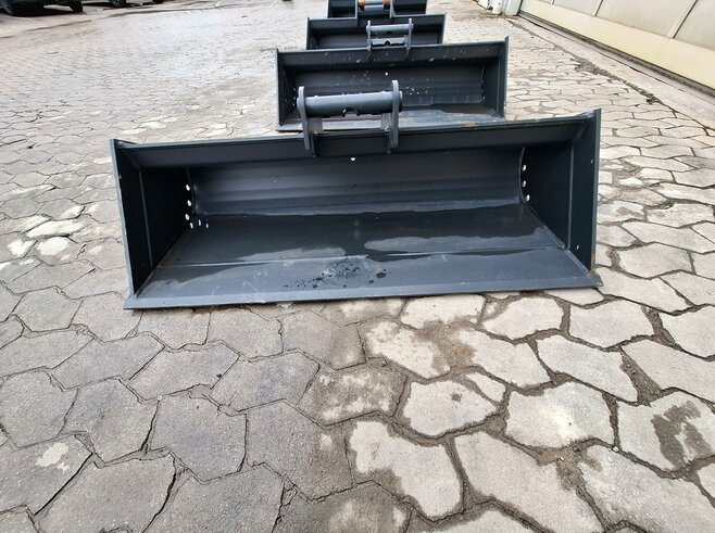 Rädlinger Grabenräumlöffel Starr 1200mm KGL02S-1200