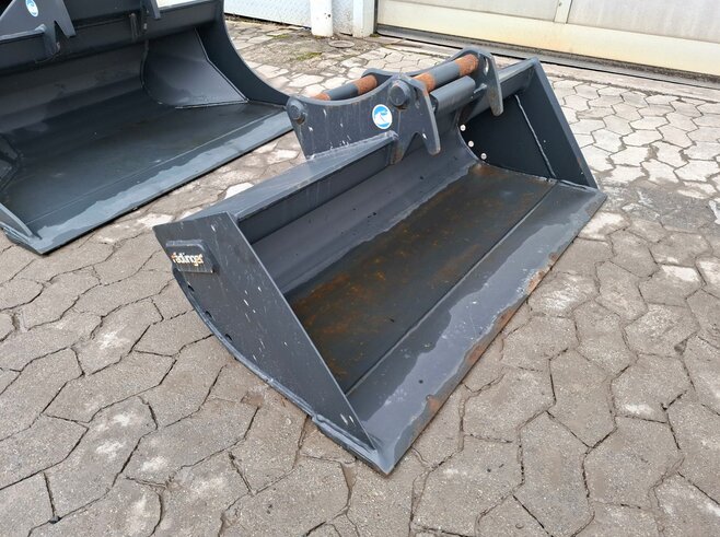 Rädlinger Grabenräumlöffel Starr 1200mm KGL04S-1200