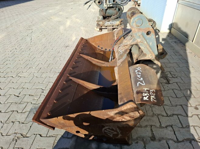 Grabenräumlöffel schwenkbar 1200mm