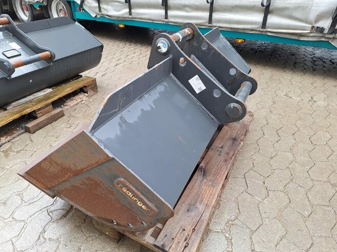 Rädlinger Grabenräumlöffel starr KGL08S-1500