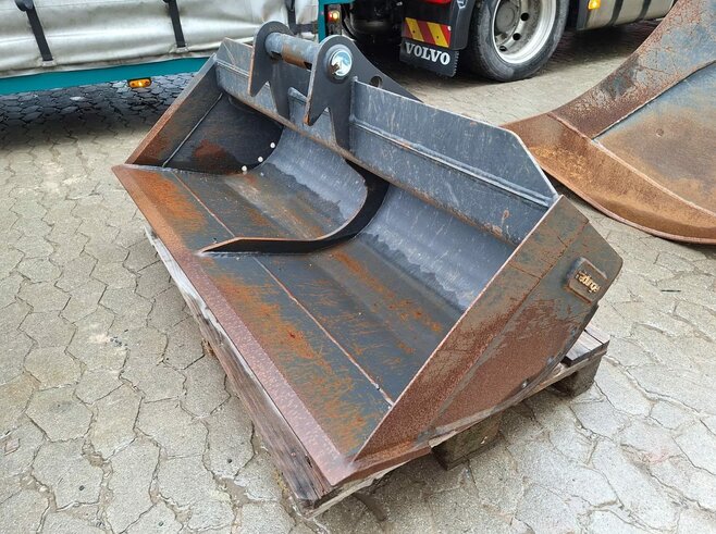 Rädlinger Grabenräumlöffel starr KGL08S-1500