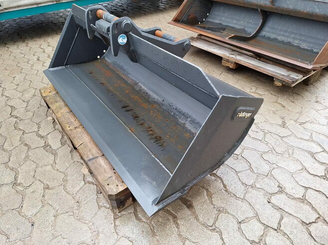 Rädlinger Grabenräumlöffel starr KGL08S-1600