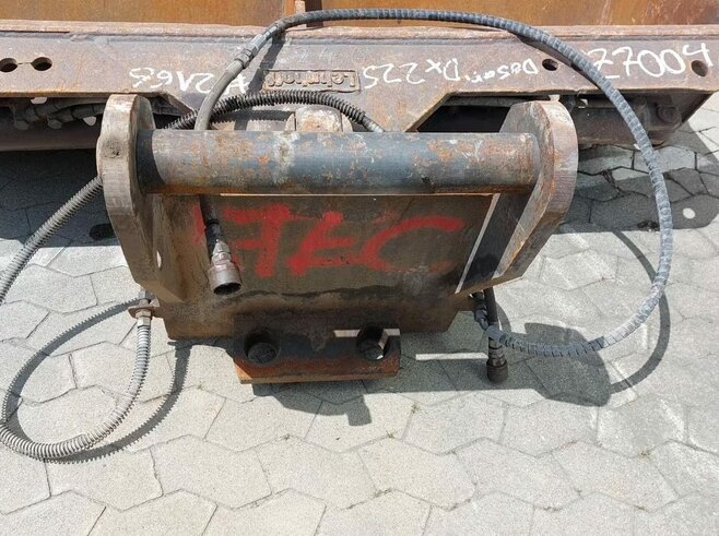 Grabenräumlöffel schwenkbar 2000mm