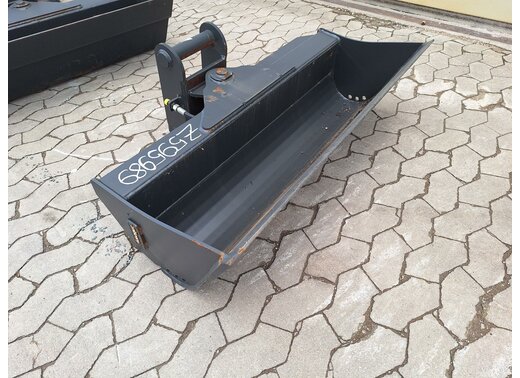 Rädlinger Grabenräumlöffel schwenkbar 1200mm