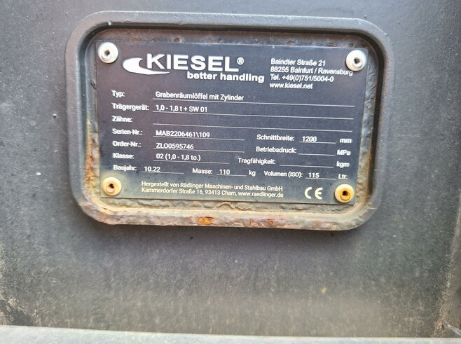 Rädlinger Grabenräumlöffel schwenkbar 1200 mm KGL02H-1200