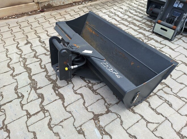 Rädlinger Grabenräumlöffel schwenkbar 1200 mm KGL02H-1200