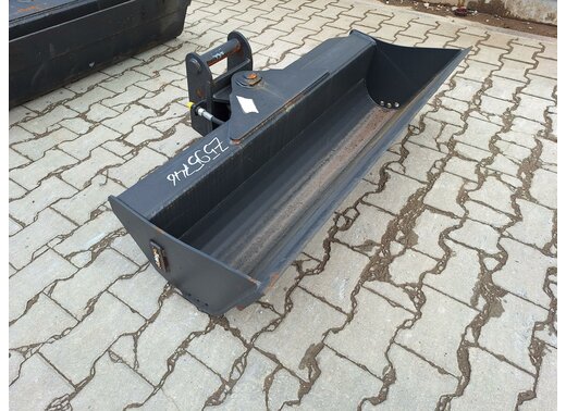 Rädlinger Grabenräumlöffel schwenkbar 1200 mm KGL02H-1200