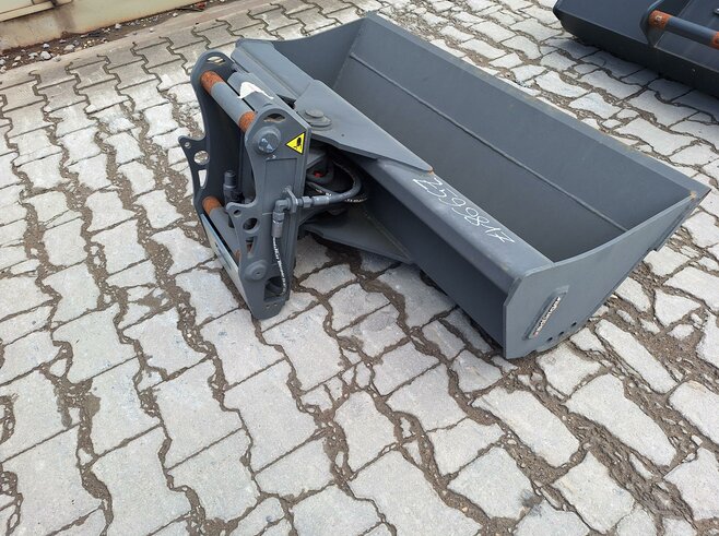Rädlinger Grabenräumlöffel schwenkbar 1200 mm KGL03H-1200