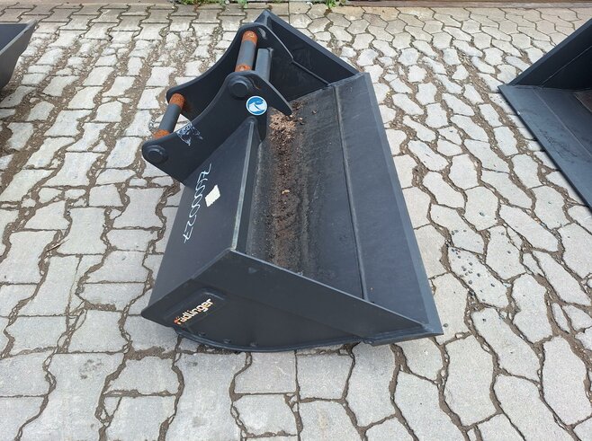 Rädlinger Grabenräumlöffel Starr 1200 mm KGL04S-1200