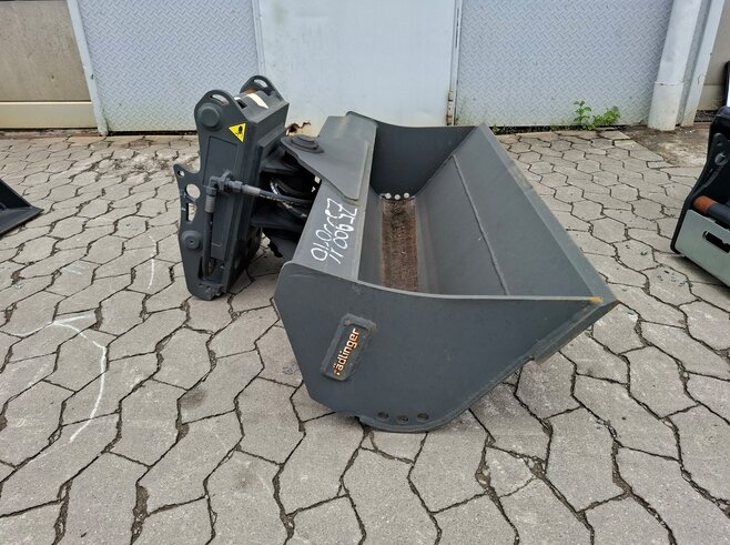 Rädlinger Grabenräumlöffel schwenkbar 1200mm KGL03H-1200